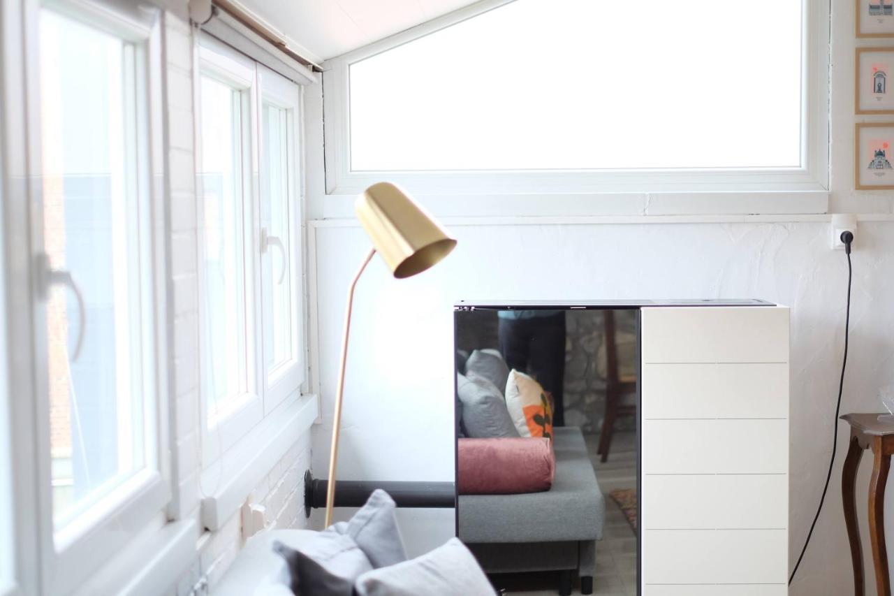 Le Gite De La Gray House Mettet ภายนอก รูปภาพ
